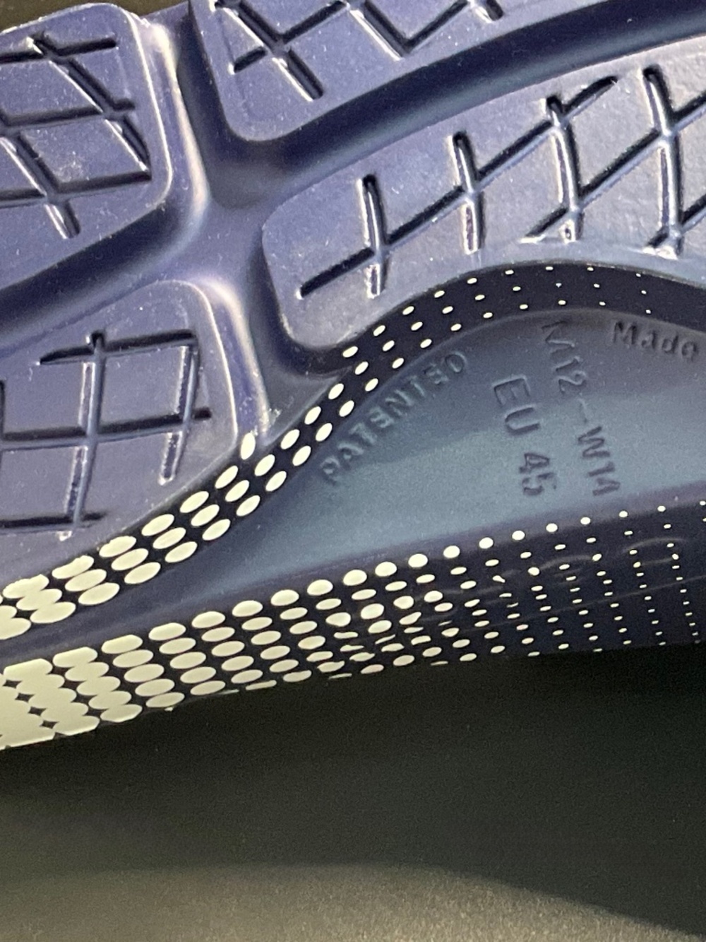 OOFOS Ooahhh Sport Unisex Slides-Matrix Navy. US Men’s 12. NWT/No Box - Picture 8 of 10